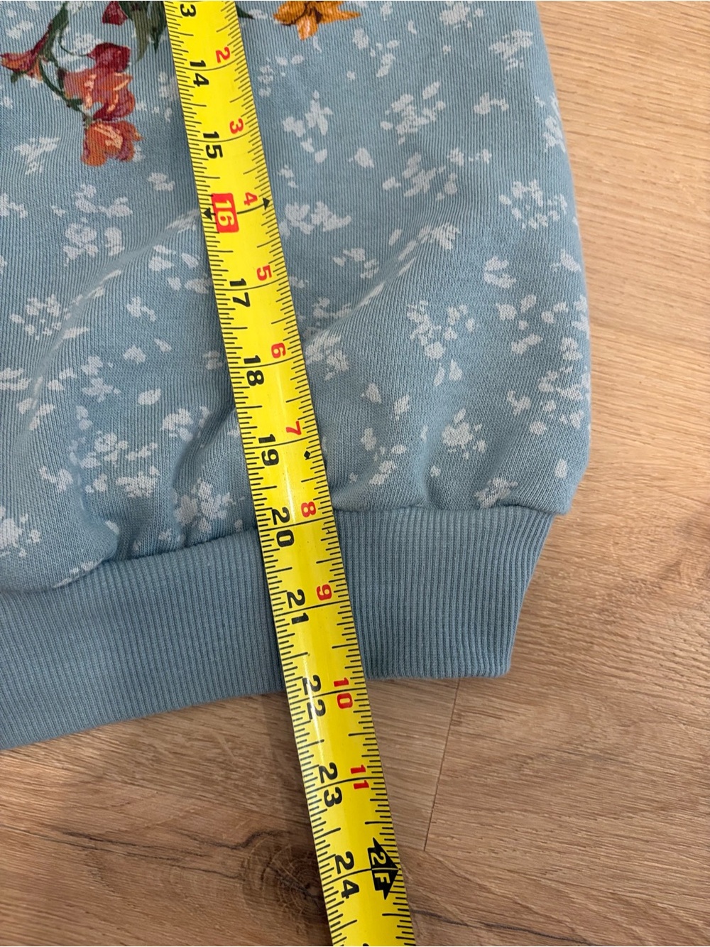 Pilcro by Anthropologie Niki Bubble Sweatshirt Size Small - Picture 7 of 7